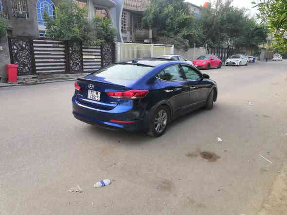 سلام عليكم 
النترا 2017 لمتد ( Limited) 
فول مواصفات / 1/1
شاشة + كشن كهربائي + تدفئة
اشاير بالمري + ترحيب 
فتحة سقف + رادارات جانبية
بصمة تشغيل + صندوق + ابواب
محرك 2000 دوش لا تبخير ولا تنقيص + الكير AT
هزة جديدة + السنوية لحد 2028
ماشية 110 الف

السيارة حادثها سرقة بنيد + الدعامية / نفسهن انشدن  كما موضح بالصور
السيارة مابيها حادث وصبغ

بيها ملاحظات بسيطة / الشباك يرادله تبديل لان جارد + البنيد يرادله بوليش لان جارد 
يدة الباب مال السايق مكسور الكفر فقط وهي شغالة كلشي مابيها
التكمة مال الدوسة او المسطرة الجوه بيها ضربات بسبب الرصيف يعني يرادلها تعديل على البارد
الباب مال السكن بي ضربه خفيفة ايضا تصلح على البارد 

السيارة رقمها بغداد دولي / السيارة بأسمي 
موجودة في منطقة الشعب

لمعرفة السعر المراسلة على المسنجر او الاتصال على الواتساب ***********
