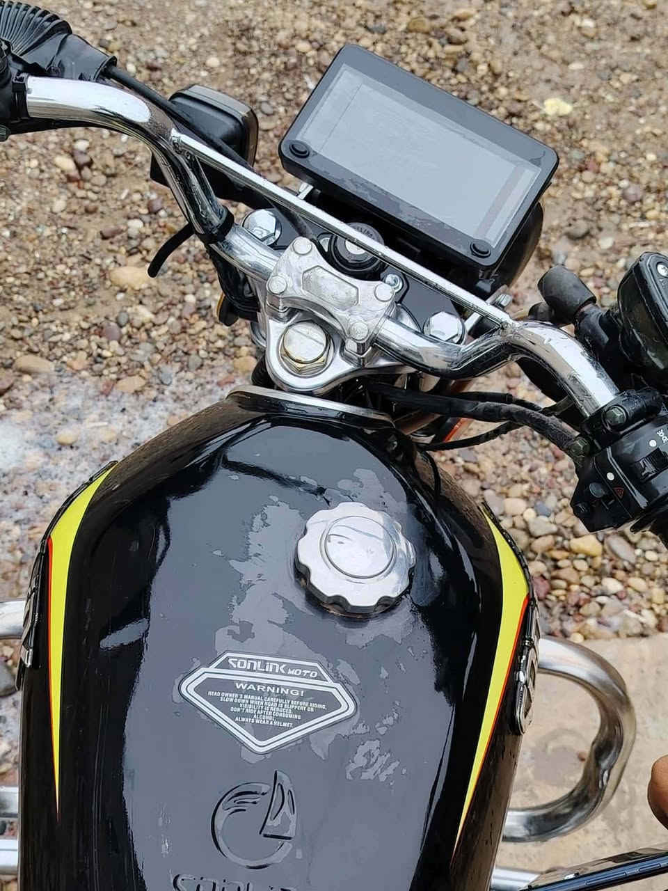 السلام عليكم
24
موطور سونك باب أول وزن ثقيل 
تشغيل عن بعد 
محرك 150 شرط ما مفتوح 
سعر 650.....
ويرهم مراوس


**إذا كنت صاحب هذا الإعلان وتريد حذفه لأي سبب، رجاءا أرسل رسالة إلى الدعم الفني**