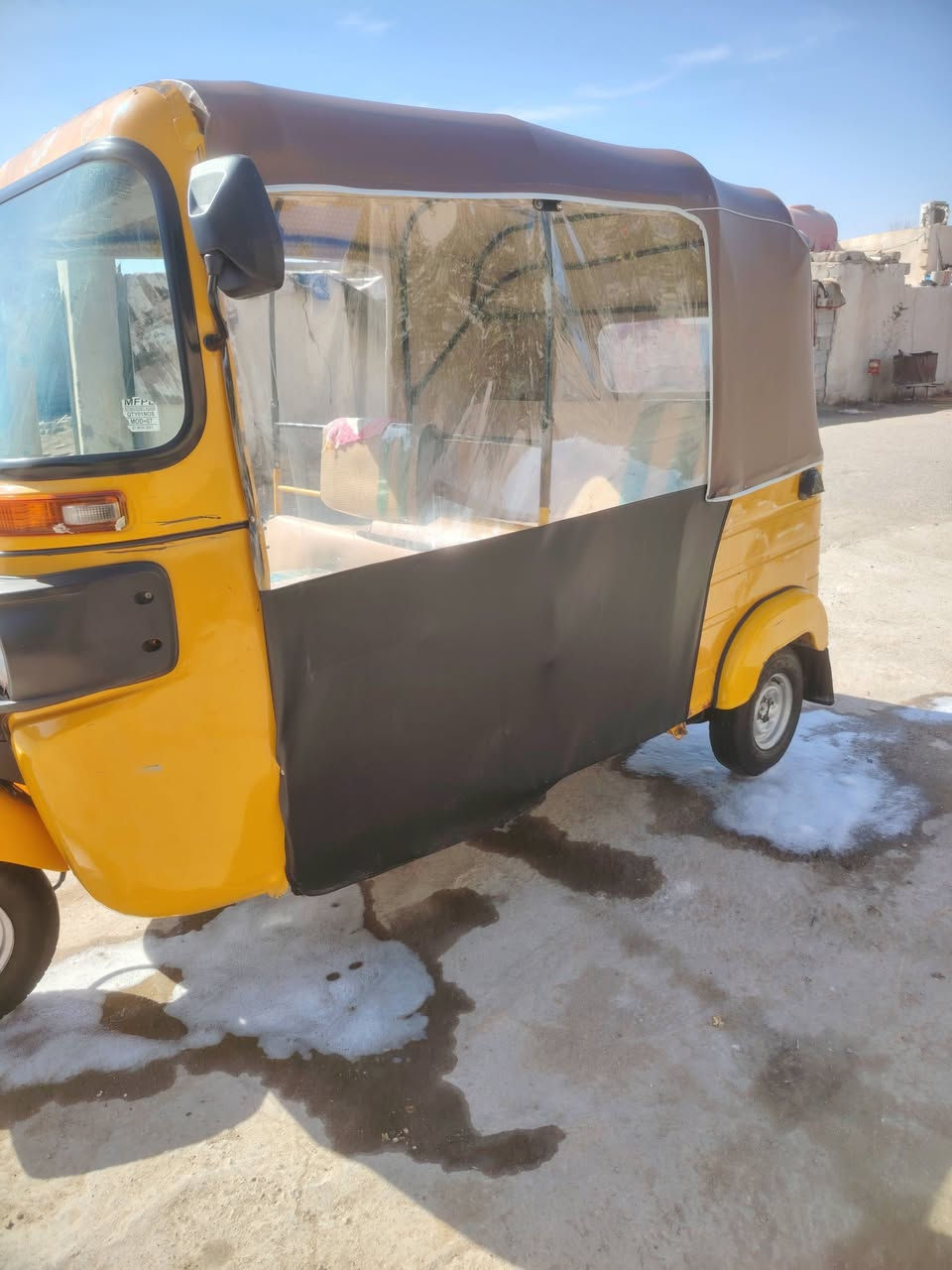 السلام عليكم تكتك للبيع موديل 2019 كفاله عامه شراي يتصل على رقم ***********
