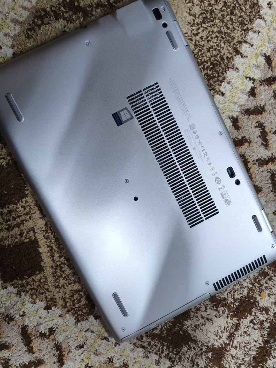 للبيع لابتوب hp جهاز جديد استخدام شخصي اقل للشهر ذاكر 512  جهاز جديد كلش ماعرف بعد بل مواصفات خذيته اب 450 رايدة اب 400  وية جنطه مالته او شاحنه او ماوس مكاني بصرة معقل ***********

