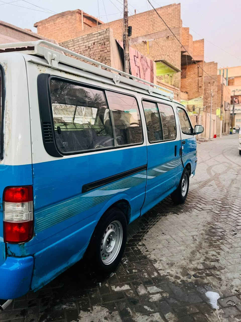 السلام عليكم شباب
سياره جنبي 2015 مكينه مفتوحه بلجديد خير من الله كير اكسن مكفولات دوشمه بطن جديده تخم تاير جديد رقم نكليزي تحويل ثاني يوم مصفره هيئه غرامات السياره نضيفه كبل للشارع 

مكاني بغداد مدينة الصدر 📍
رقمي ***********
السعر 65وبيهة مجال للشراي
