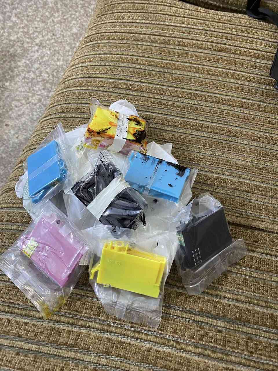 غراض حاسبه كلمن وسعره
وافق ادمن 
يوجد توصيل


**إذا كنت صاحب هذا الإعلان وتريد حذفه لأي سبب، رجاءا أرسل رسالة إلى الدعم الفني**