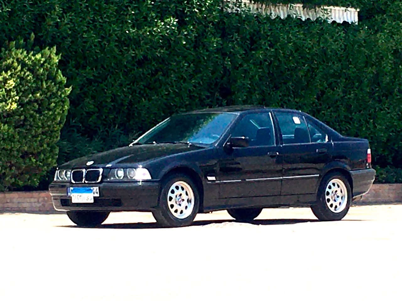 بسم الله الرحمن الرحيم
للبيع BMW/  3  /316 i موديل 1995 اتومتك 

العربيه كانت معاقين وفكت الحظر سليمه دواخل بدون ملحوظه المعاينه بورسعيد العربيه على وضع الفيريكه مفيش مشمار اتحل من مكانه01205268025 وائل زهران


**إذا كنت صاحب هذا الإعلان وتريد حذفه لأي سبب، رجاءا أرسل رسالة إلى الدعم الفني**
