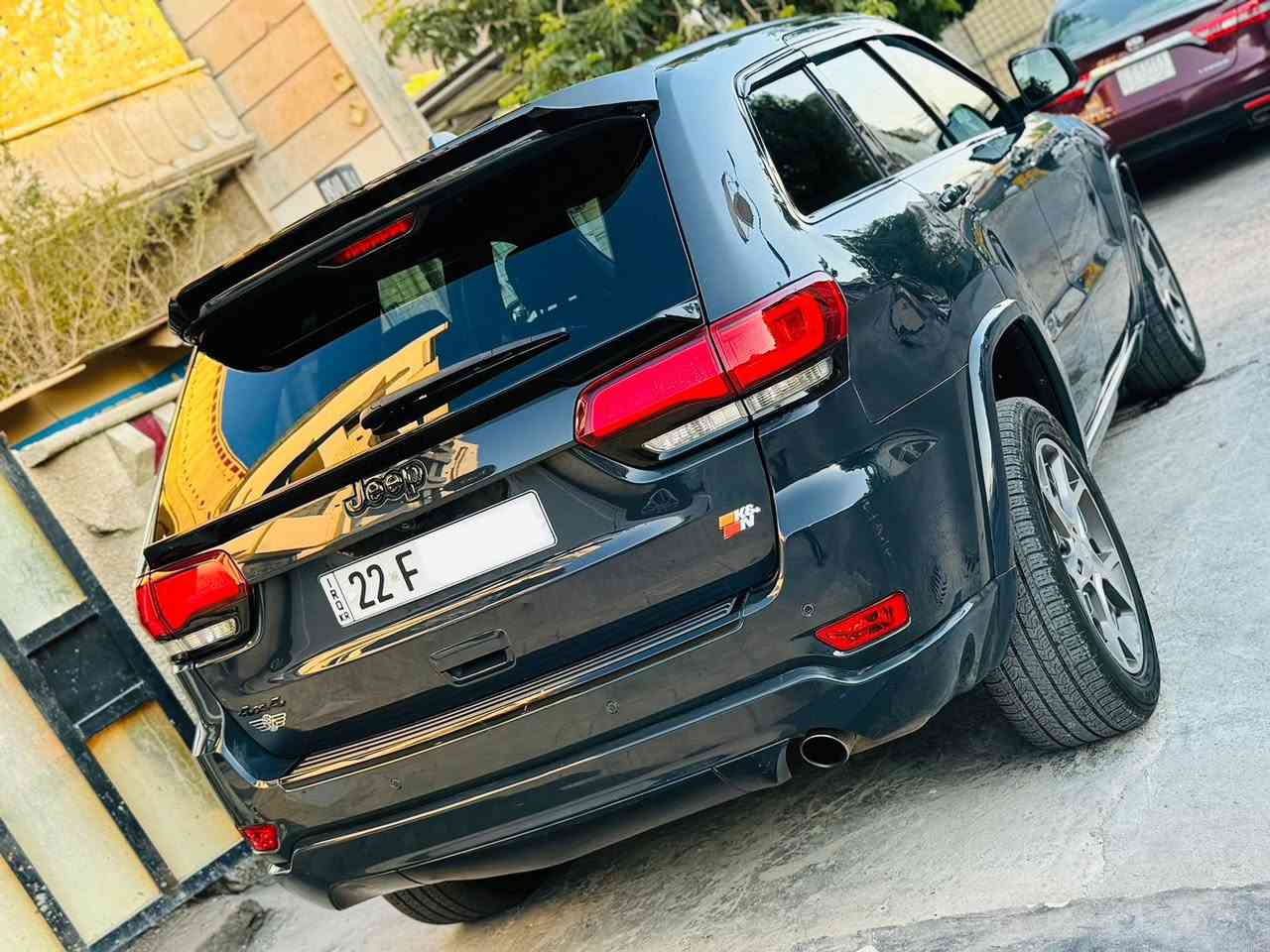 جيب موديل ٢٠١٧ مكينة 6فول فتحة حساسات ضربتهة جاملغ وبنيد تشغيل عن بعد كشنات ستيرن تتفئة شفتات لايت زنون حساس خلفي  تشغيل عن بعد سيارة خير من الله سعر ٢٠٥ ***********
