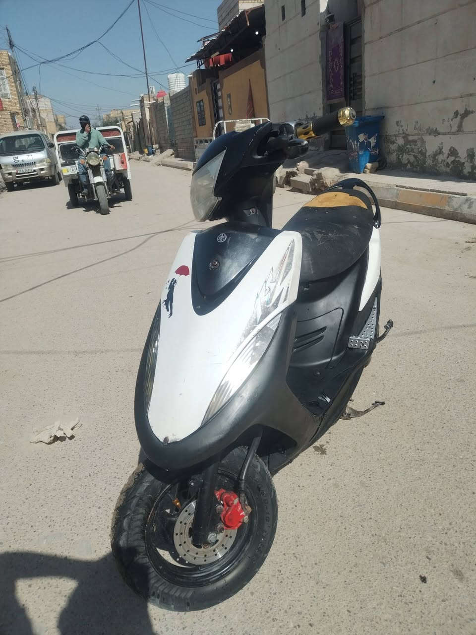 دراجه ماكس عدله مكينه ناعمه شلعه ومعدل شغاله كهربائيات السعر 350 وبيها مجال. ***********
