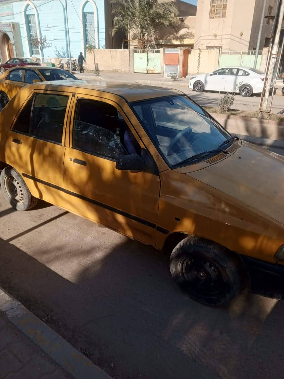 سلام عليكم سايبه موديل 2015 سنويه مجدده
كير محرك شاصي حداديه كهرباءيات شغاله سياره جاهزه
(بدون تحويل كفلك سرقه وعشاير فقط) رقم قادسيه 
مكاني ديوانيه السعر 13 قفل
*********** تصل
