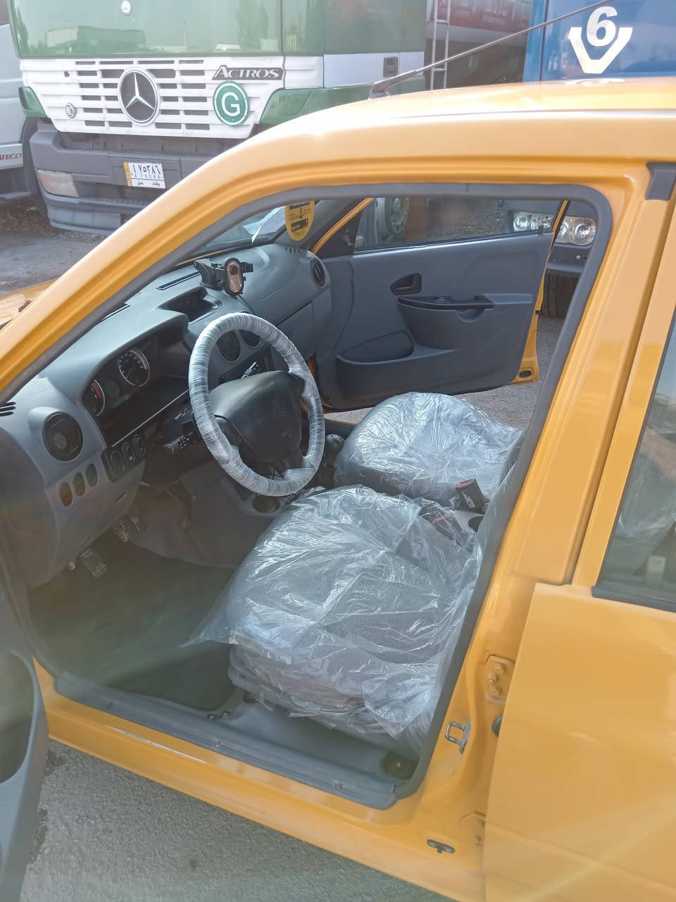 سلام عليكم شباب سايبه ٢١ ماشي ٧٠ الف مقفولة من كلشي من عدا تكحيل اشويه يم غبق مصفره من غرامات من هيه بسمي ثاني يوم تحول السعر ٦٢ قفل اتصل ***********
