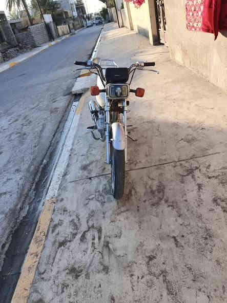 دراجه حلوه للبيع ٢٠١٩ أورق مكاني كنعان ب٢٦٥ وبيها مجال ***********
