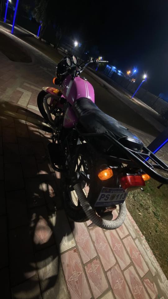 السلام عليكم دايون نفخ للبيع موديل 23 طالعه ب24 ما ماشيه الدراجه نضافه فول مكفوله من كلشي اوراق اصولي بأسمي السعر مليونين ***********
