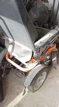 عربانه شحن ام الكير عنوان بغداد حي الكوفه قرب دلاليه اسيد اطيني سعر وب...