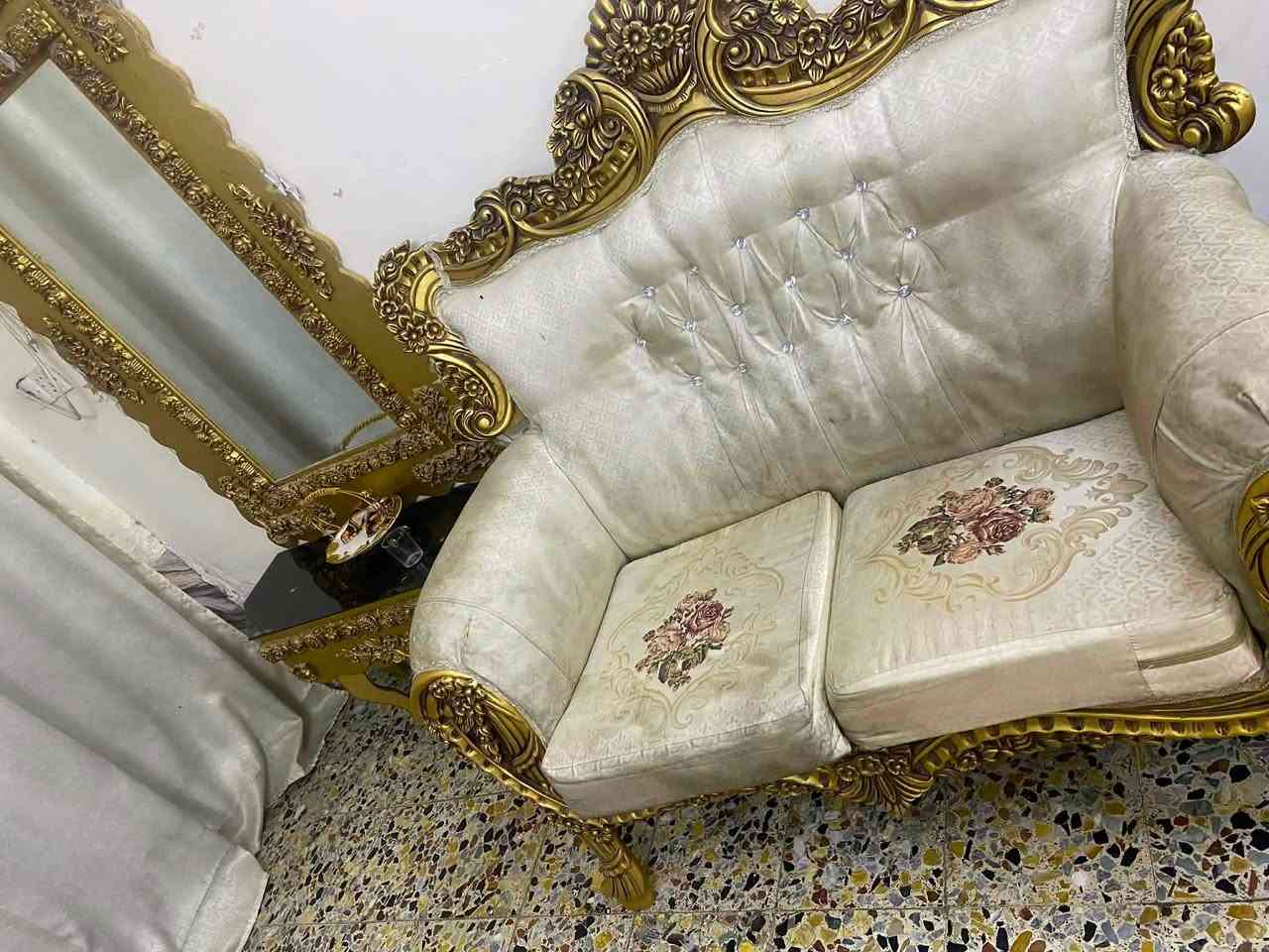 تخم ملكي ١٠ مقاعد للبيع بدون ضرر
العنوان- بغداد الزعفرانيه


**إذا كنت صاحب هذا الإعلان وتريد حذفه لأي سبب، رجاءا أرسل رسالة إلى الدعم الفني**