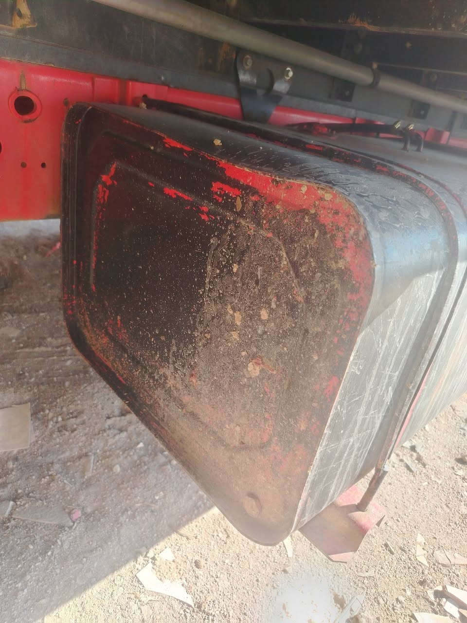 تانكيات للييع عدد ثنين ابو 200لتر مكاني صويره ***********
