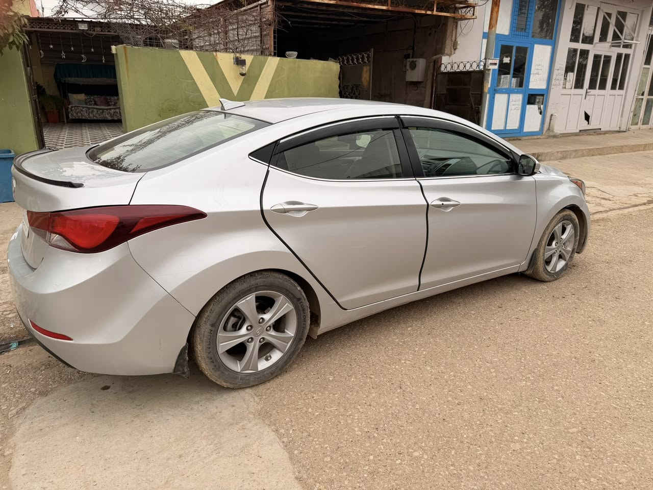 سياره النترا 2016 كندي فول پانوروما تشغيل بصمه 
ضرر فقط يم قبغ بانزين اكو معجون فقط 
سياره نضيف كلش 
رقم بغداد تحويل بنفس يوم

 مكان كركوك

*********** للسعر و استفسار
