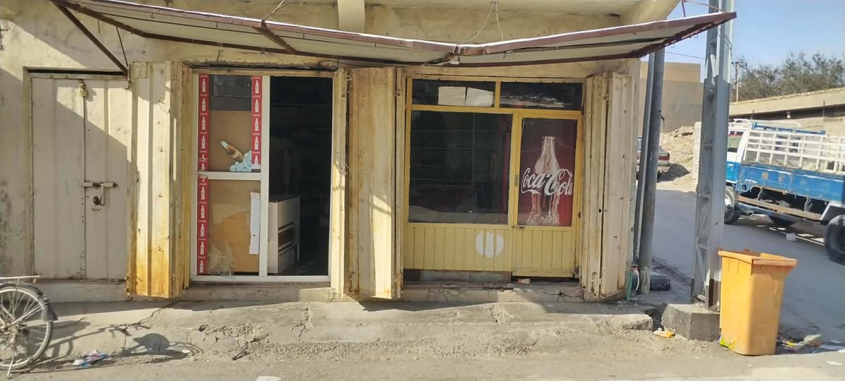 تصفية محل
براد عامودي عدد 1 250
براد طرحي عدد 1 300
نضيفات ومداخلات تصليح نهائي 
فولتاج قدرة22 امبير 250
سقيفة خارجية 60
واجهية جام 60
كاميرا مراقبة دقة 1080P فول كلر  واي فاي  عدد 1 50
للاستفسار راسل خاص
او الاتصال على الرقم ومراسلة واتساب ***********
