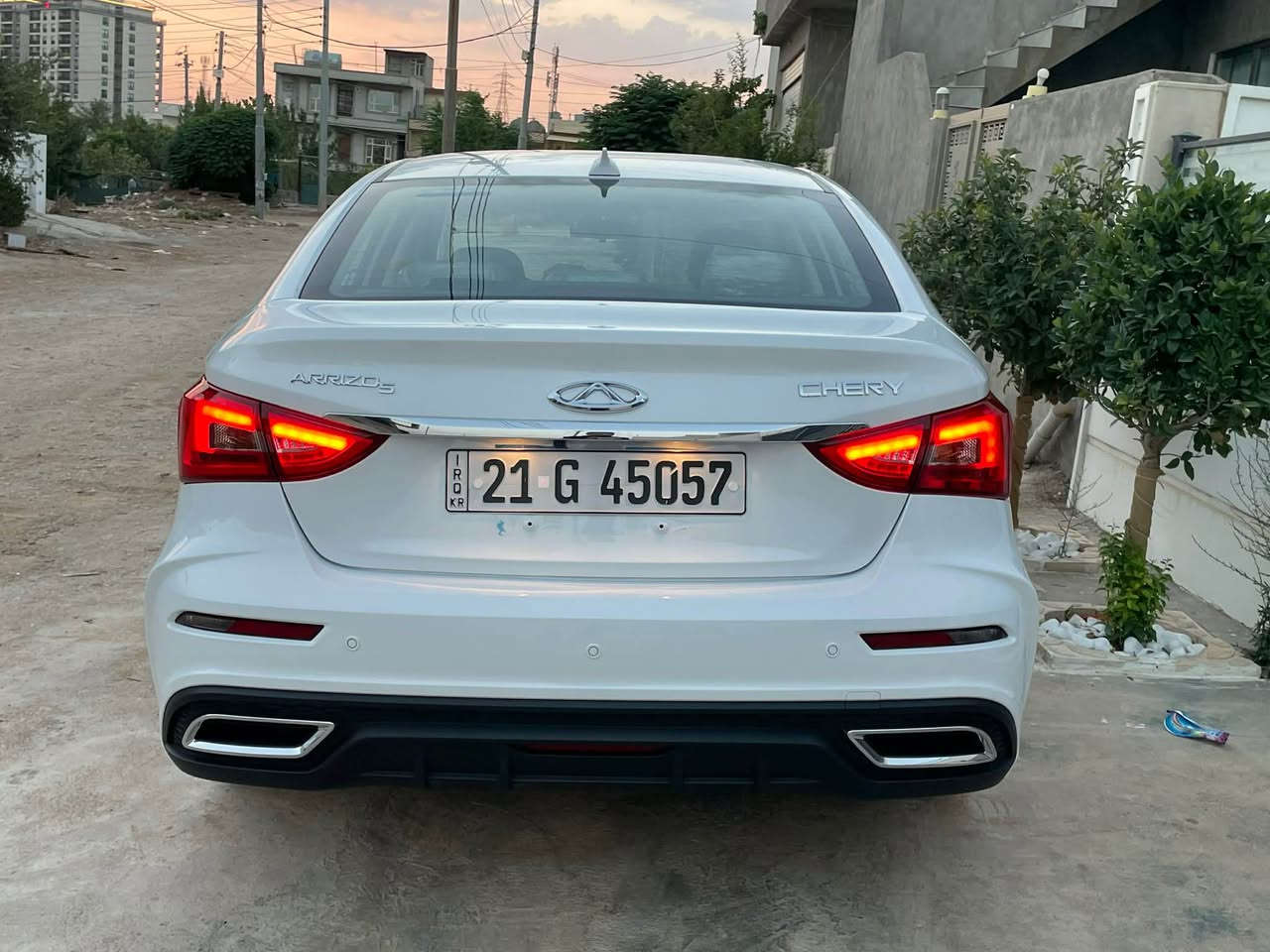 ئەریزۆی ٥ 
مۆدیل ٢٠٢٥ 
زەمانی ٦ ساڵی شەریکەی لەگەڵە 
٢٢ هەزار کیلۆمەتر رۆیشتووە 
سارد و بۆیاخ و چاڵ و جێگە بەردیش بەشەرت هیچی نییە 
شاشە ئایپاد و کامێرا و لیدی ناو داشبڵی بۆ بەستراوە 

نرخەکەی ١٠٤ وەرەقە و مەجال 

0770 150 1648 السليمانية, العراق
