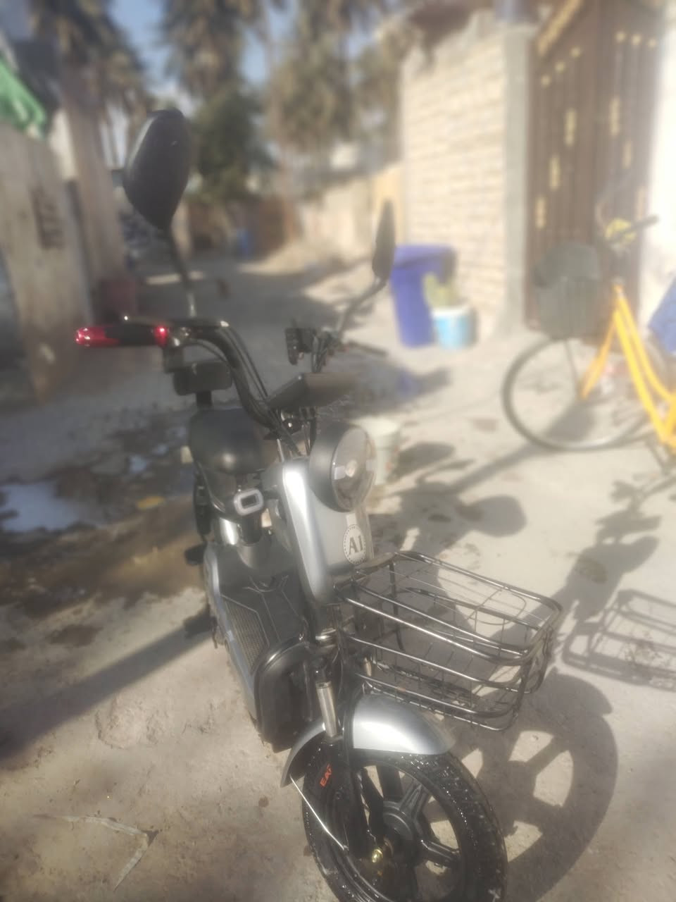 مراوس بار9مع الفرق جديدة استمال قليل صارشهر من اخذتهة مراوس بار9 .العنوان بغداد جسر  القديم اخوان مراوس وانطي فرق بار9الرقم ***********  بتلثميه اله خمسه وعشرين  ولا اكو ار تسعه مراوس  وبيه مجال
