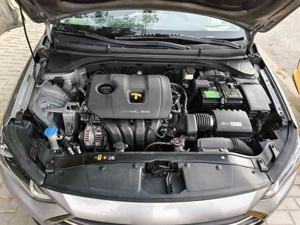 النترا ٢٠١٧ رقم بغداد بأسمي تحويل ثاني يوم هزة جديدة 
وارد امريكي السيارة limited فول عدة الفتحة 

كلين السيارة بدون صبغ بدون تبديل كلها ليبل واحد 

فقط حادثها بارد بنهاية الجاملغ الامامي وموضح بلصور الحادث 

بدون ايرباك بچم كبس وسونار موجود 

بصمة 

كشنات جلد بلادي 

جنطة بصمة 

كشن كهربائي 

نظام ترحيب 

تبريد بيانو 

رادار 

اشاير بلمري 

تحديد مسار 

فول ومعروفة مواصفاتها 

السيارة سعرها ١٤٠ بيها مجال بسيط 

ممشاها ١٠٨ ميل 

 ***********

مكانها البياع
