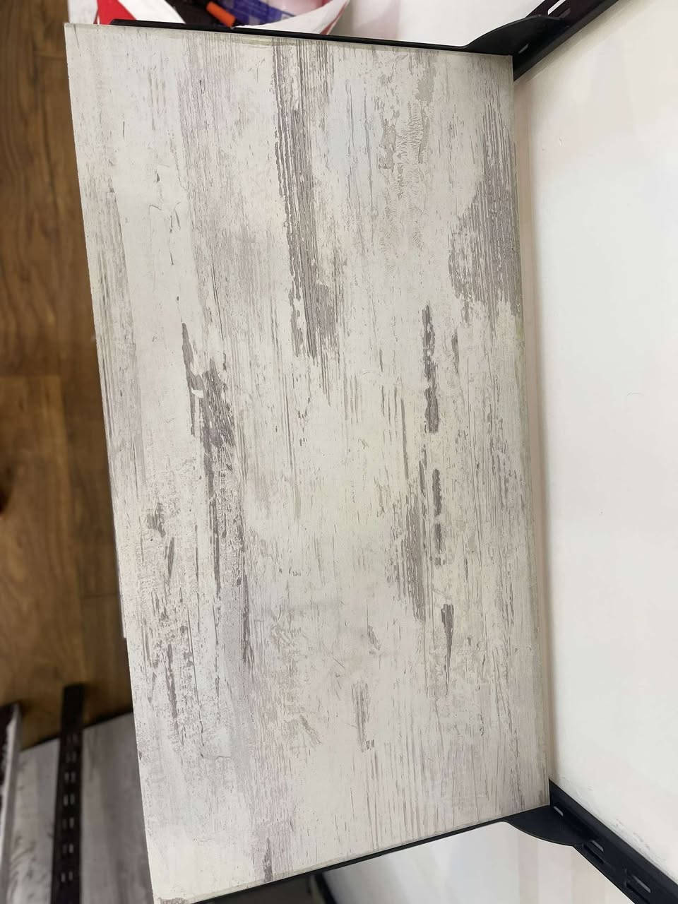 ميز كاشير عدد ١
مراية مع خزن داخلي عدد ٢
رفوف عدد ١٢
الواح خشبية ستاند جداري للاحذية عدد ٤
 
السعر المطلوب 550,000 فقططط .
مكاني بغداد الكرخ نقل وتوصيل غير متوفر
البيع شامل كل شي


**إذا كنت صاحب هذا الإعلان وتريد حذفه لأي سبب، رجاءا أرسل رسالة إلى الدعم الفني**