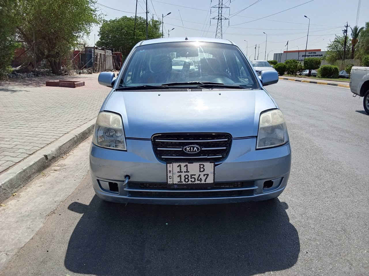 السلام عليكم
بيكانتو 2006

كير ومحرك مكفولات 

تبريد شغال كهربائيات كلها شغاله 

تخم تاير جديد محرك 1600 السيارة جاهزه ومابيها اي نقص

السيارة مصبوغه عام للجمالية اثر جراد

و التصوير موجود قبل الصبغ 
السعر 53 وبيها مجال
مكان السيارة بغداد الكاظمية 

‏‪***********‬‏

‏‪***********‬‏
