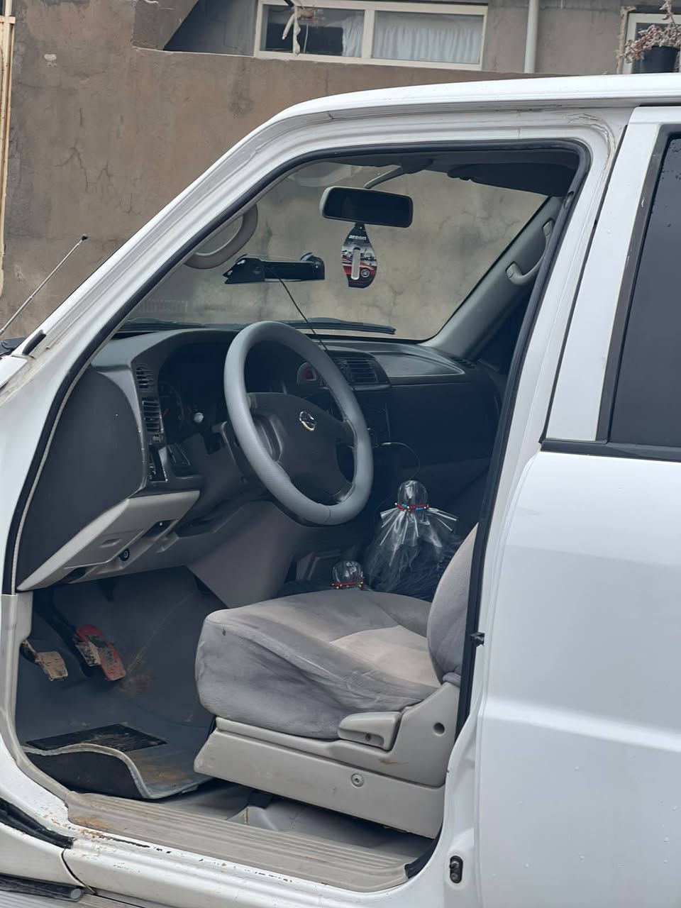 نیسان پاتڕۆڵ بۆفرۆشتن ناوسپی ناوێ نێە لەحاسیب کەتابی جام ڕەشی هەیە بۆیاخی نیە پەڵاێە کارتی هیە چوارتای نوێێ لەژێرە قایش قووڕبیلاد ساڵانسای بیلاد  سەیارەکە دێناریی مەسرەفی تیانیە سعری 128گڵاومجالێکێ کەم


**إذا كنت صاحب هذا الإعلان وتريد حذفه لأي سبب، رجاءا أرسل رسالة إلى الدعم الفني**