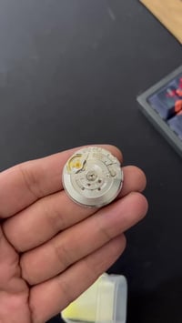 مكينة رولكس • 3235 • كلين