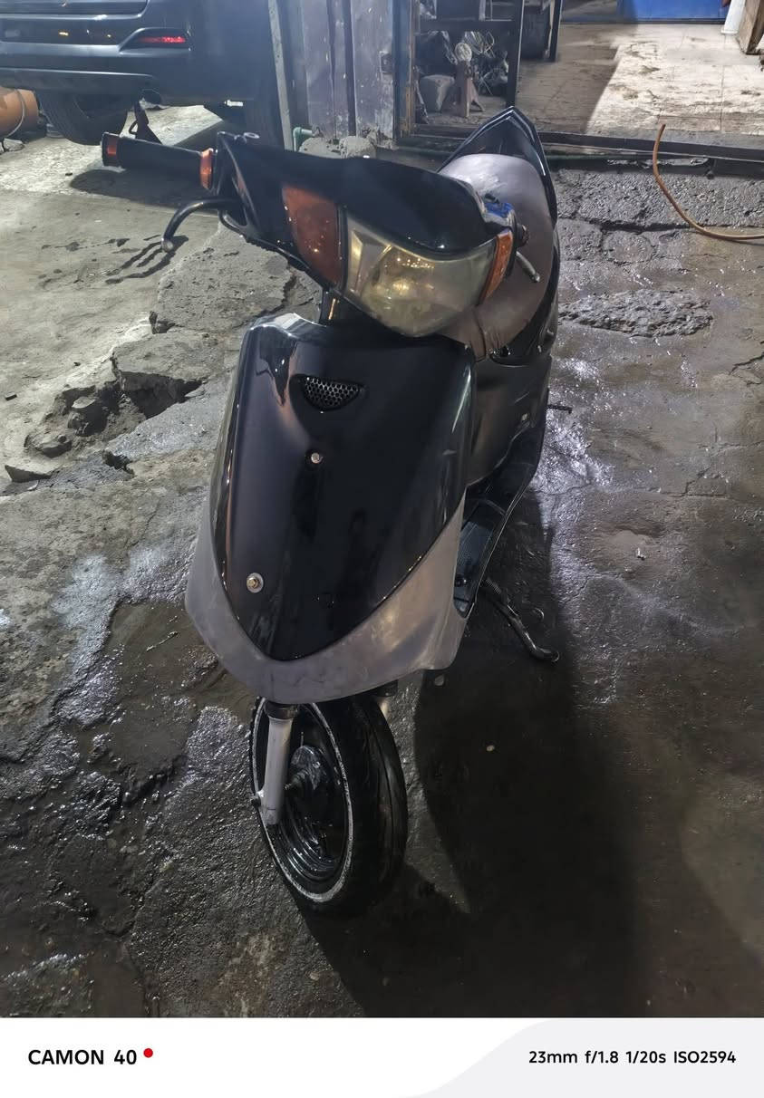 السلام عليكم ماكس قجمة2010 دراجة كامل مكمل كهربائيت كلها شغالة رايدهةب350وبيها مجال رقم***********
