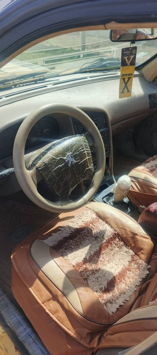 بيجو اكد موديل 16 باسمي مكينه وكير مكفولات تخم تاير باتري جديد بيهه ضربه بلجاملغ جهه السايق سعرهه 30 مكاني نجف ***********
