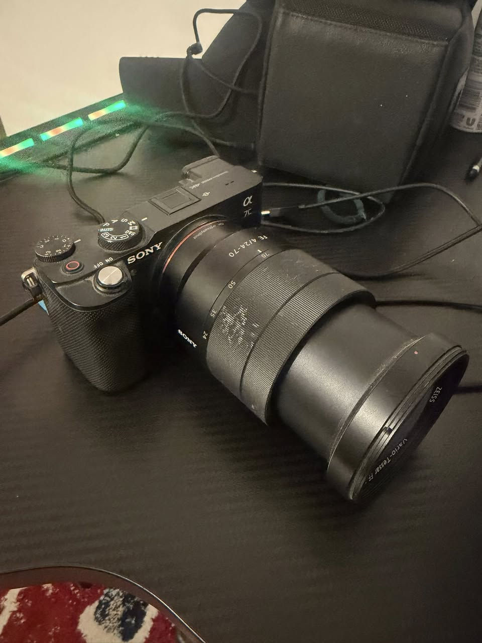 للبيع كاميرا احترافية مع عدسة – سعر مغري
للبيع كاميرا Sony Alpha a7C ويا عدسة أصلية بحالة كلش زينة ونظيفة.
الكاميرا قوية للتصوير والفيديو وتناسب صُنّاع المحتوى والمصورين.

🔧 ملاحظة مهمّة:
بيها مشكلة بسيطة: بيت الرام يحتاج تبديل فقط، وباقي الأمور شغّالة تمام.

💰 السعر: مليون ونص 
📍 اكو توصيل الكل محافظات العراق 
📩 للتواصل: مراسلة خاص


**إذا كنت صاحب هذا الإعلان وتريد حذفه لأي سبب، رجاءا أرسل رسالة إلى الدعم الفني**