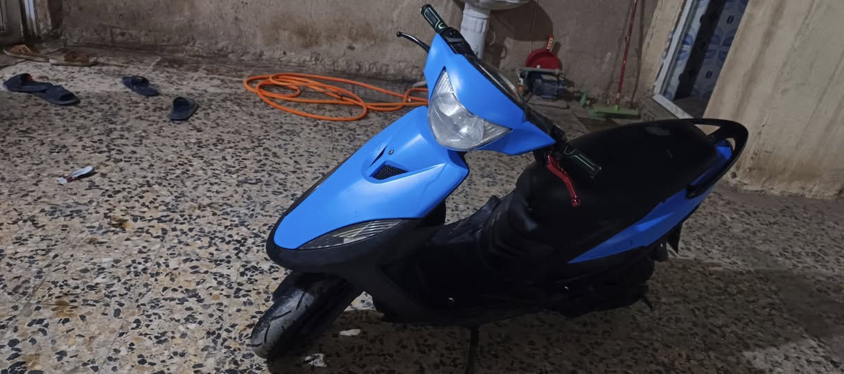 السلام عليكم ماكس عدله للبيع ما مفتوحه بس تزويد بوشه 55 دراجه نضيفه بمعنه الكلمه هاي الكفرات تجاري والبلادي موجود لون اسود جارد صالنصه sc رياضي صوت يخبل ما بيها فصله السعر 650وبيها مجال للشراي *********** المراسله واتساب مكاني ميسان دور النفط
