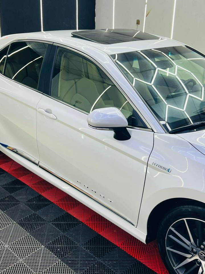 السلام عليكم
كامري هايبرد عبداللطيف 
موديل 2024 
ماشيه 68 الف 
مكفوله كفاله عامه 
رقم بغداد الجديد
السعر / 228$ نهايتهه  
للتستفسار/ ***********
