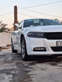 تشارجر • ٢٠١٦ • شاشة كبيرة