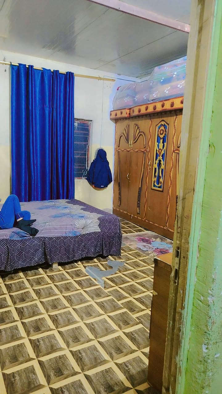 بيت تجاوز للبيع بضهر المدرسه الماجدات المساحه 120  للتواصل على هذا الرقم ***********0
