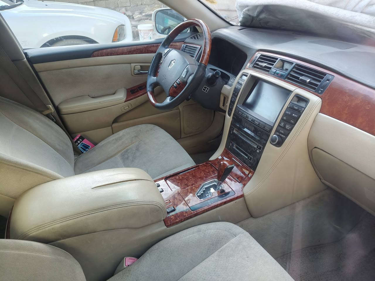 شاهيه كفاله عامه سياره أدوات
سياره ماشيه 75الف فقط رقم الهاتف ***********
