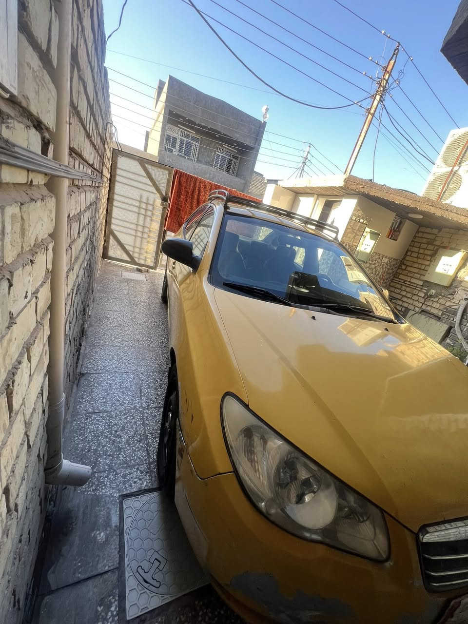 سلام عليكم النترا موديل 2009محرك 1600 خليجي بيها جاملغ ومبدل باب محرك وكير بحالة جيدة  ***********
