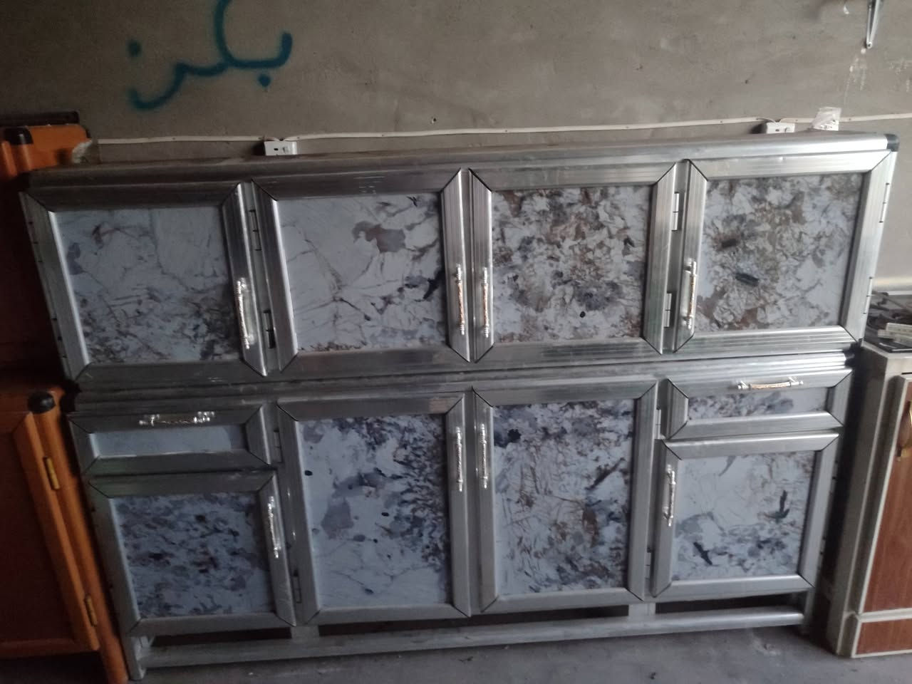 مجموعات اغراض لبيع كله نظيف وجديد وعل فحص نبيع ونشتري ونراوس عندك اي شي دزه خاص او عل واتس اب ***********
