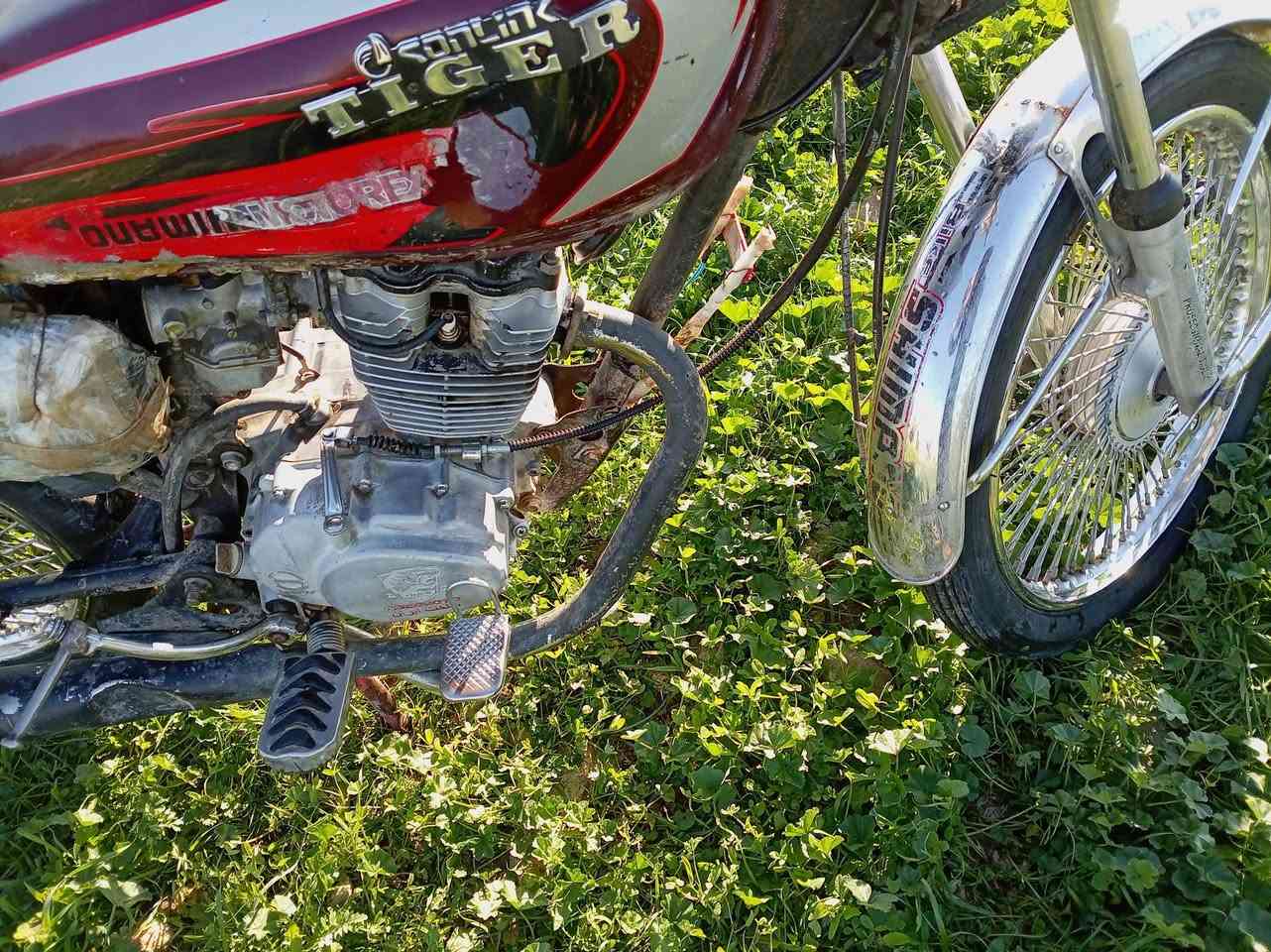 السلام عليكم موطور للبيع الستفستار عل رقم ***********
