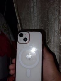 آيفون ١٣ • ١٢٨ • بطارية ٨٣٪