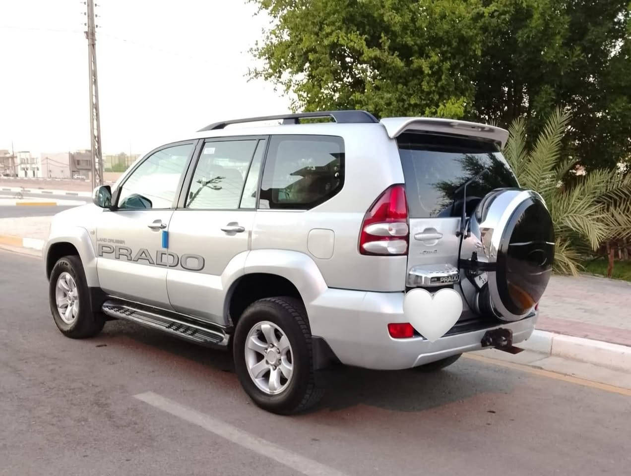 سلام عليكم للبيع تيوته برادو وارد خليجي موديل 2008 مكينه 6 سلندر 7 راكب رقم دولي سنويه لل2031 تحويل تبريد تلث قطع تحكم ستيرن شاير مري شاشه كبيره كاميرا دواره سيدي تخم تاير فور ويل شغال السعر 125 للستفسار أكثر الاتصال على الرقم *********** للبيع فقط
