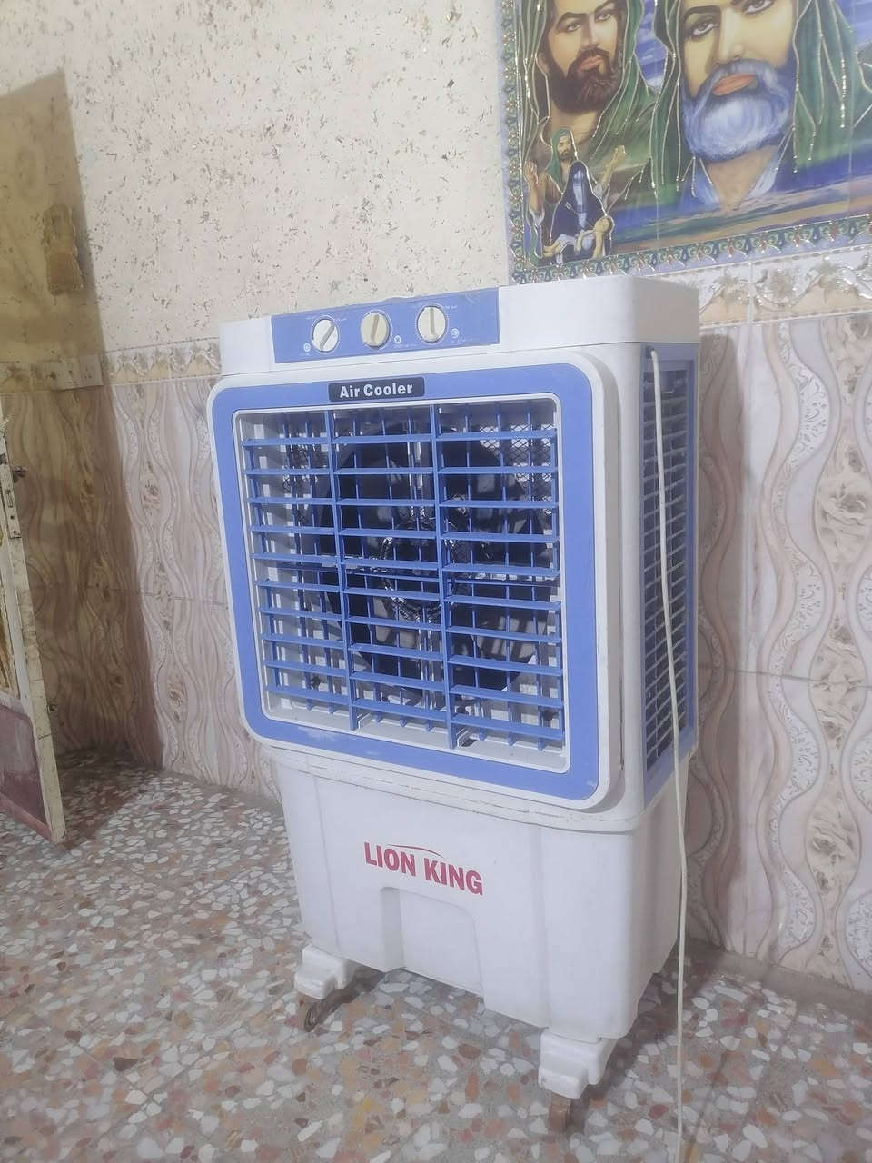 مبرده اخت الجديد سعرها 100 المكان بغداد حي النصر قرب العبيدي للاستفسار الاتصال على الرقم *********** يوجد توصيل لليحب
