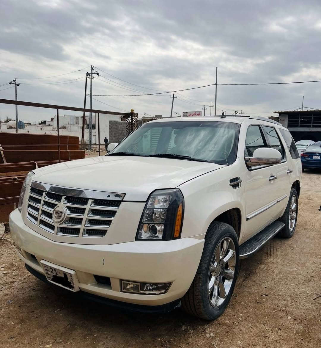 كاديلاك سكاليد موديل ٢٠٠٩ للبيع
السيارة خليجية كفالة عامة فول مواصفات
فتحة وشاشة بالدشبول وشاشة بالسقف
السيارة ٧ راكب مقاعد منفصلة vip 
٣ قطع تبريد جنطة كهرباء تحكم كله كهرباء
السيارة عليها ادامة كاملة من كل النواحي 
محرك وكير خير من الله ماشية ١٥٠ الف
السعر ٢١٠ وبيها مجال للشراي 
للاستفسار


**إذا كنت صاحب هذا الإعلان وتريد حذفه لأي سبب، رجاءا أرسل رسالة إلى الدعم الفني**