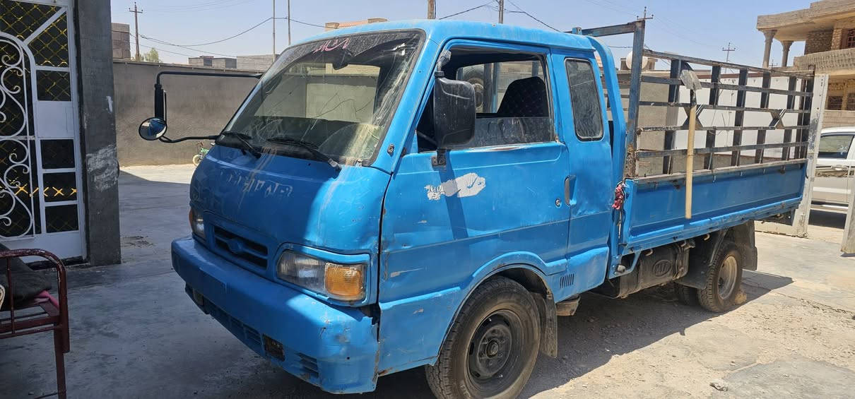 السلام عليكم كيا بنكو للبيع حديده يعني بدون رقم محرك مجفت جديد تخم تاير جديد سياره بلاديه عارضه 25 وبيه مجال للشراي بيع فقط اعتذر عن المراوس ***********

