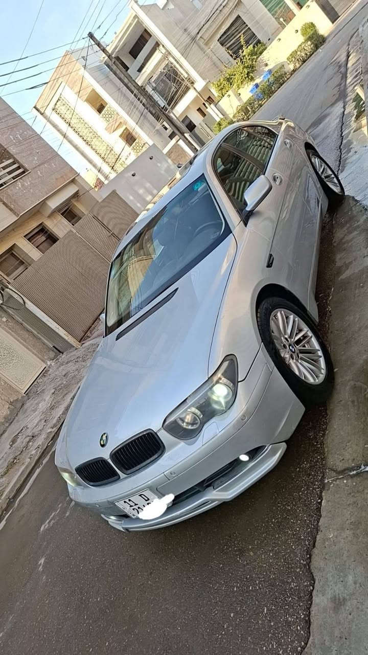 السلام عليكم ورحمة
باخرة 2002 بلاد بدون صبغ بيها جراد باب الورة السكن وشويه من الجاملغ 
745i وارد يابان باب قصير
 فول مواصفات فتحة سلايد
٤ ابواب شفط +الصندوق
سيدي جنجر ٦ أقراص
جلد تدفئة سقف كنتارة
صدر أمامي جديد
عربانه خلفية جديده
تخم دبلات
تخم تايرات
تخم نوزلات +تخم بلكات
كهربائيات كوله بلاد مملعوب بي شركة شغاله من الدعاميه للدعاميه
كير مكينه بلاد بيها لاستيك ولف بي
ترايك وين ميعجبك مكان السيارة بالكرادة والجادريه ***********
سعرها ١٢٥٠٠$ وبيها مجال حك الجيه
