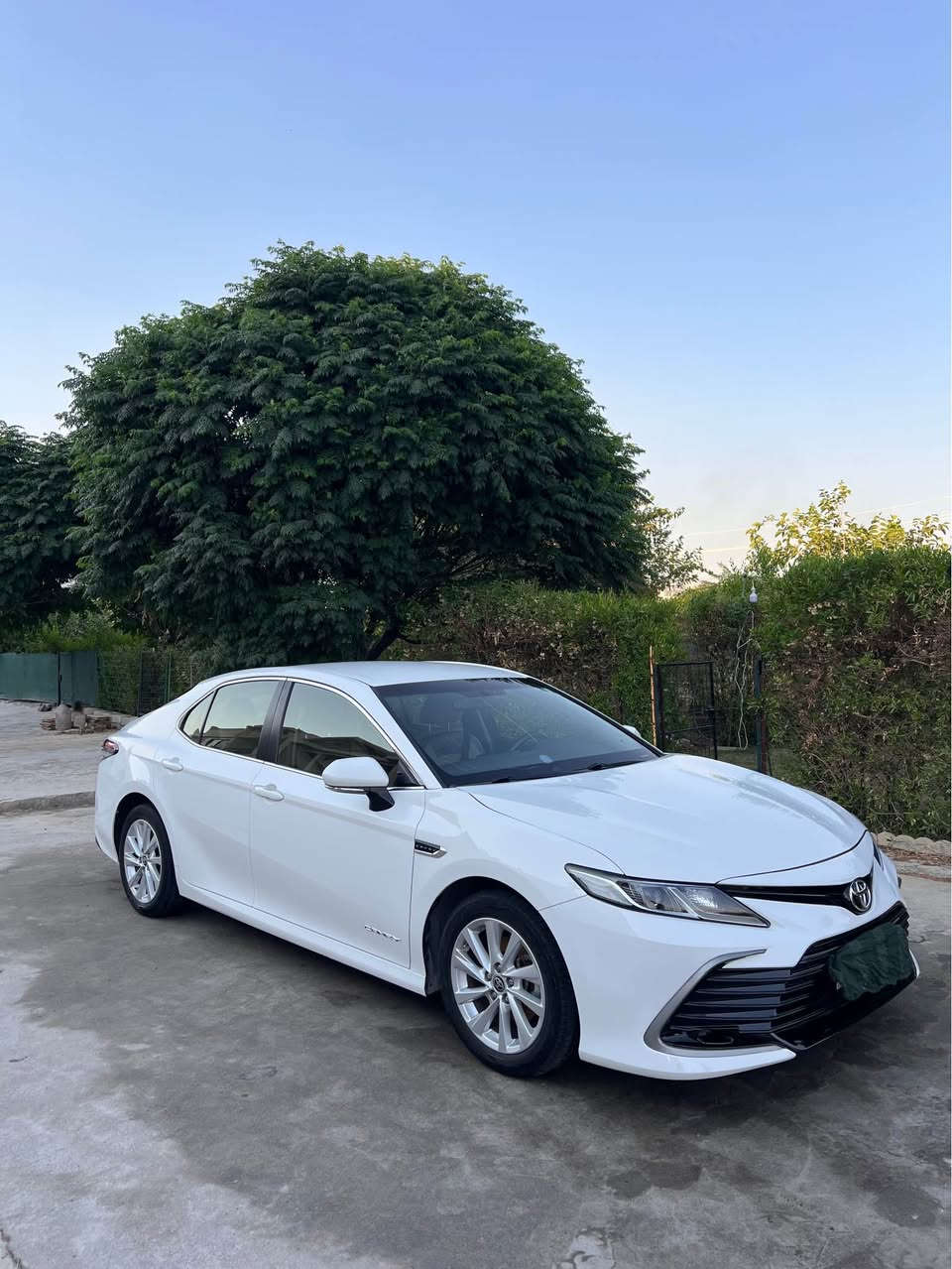 Toyata camry le 
بۆنیت سبوخ لەگەل بستەک جاملخ pdr      ٦٠ هەزار km
*********** أربيل, العراق
