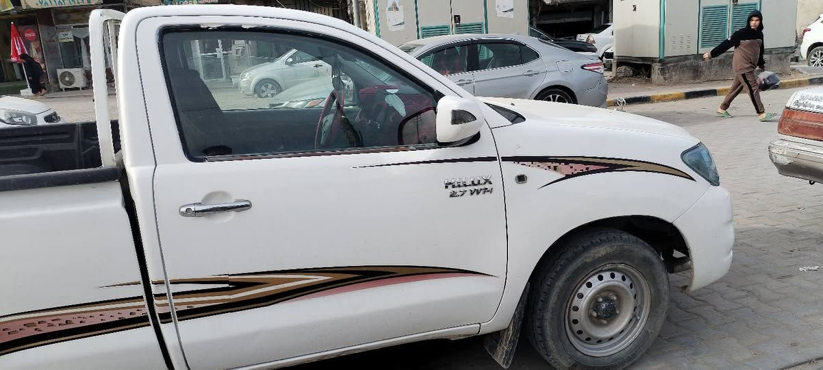 سلام عليكم فلاونزه تك البيع الموديل 2009سعودي السعر 115وبيها مجال المكان النجف الرقم بابل نكليزي الستفسار على الرقم ***********
