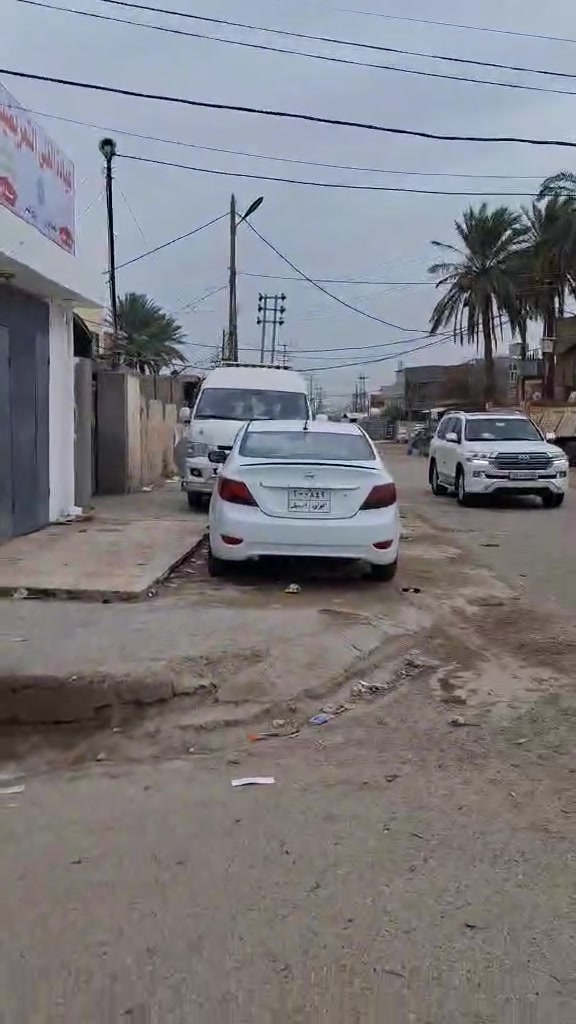 ⭕️قطعه ارض للبيع المساحه 100متر ⭕️
✅ الموقع بعقوبة حي المصطفى سابقاً ٧ نيسان ✅
✅شارع بيت سلطان  ✅
✅الواجهة ٨ والنزال ١٣ متر مربع ✅
✅نوع العقار طابو زراعي سند ٢٥ الاسم بالسند وكاله عامة وكافه الاصوليات✅
✅الخدمات كامله ماء ومجاري وتبليط وكهرباء ✅
✅القطعه الفرع كله كامل باقيه بس هيه فارغه ✅
✅القطعه مسيجه وبيهة باب وكراج✅
✅القطعه مسحوبلهة ماء ثنين من الجهتين يعني صوندات ثنين واصلات دانل القطعه✅
✅القطعه مسحوبلهة كهرباء ✅
💯للاستفسار الاتصال على الرقم التالي او المراسله على والواتساب💯
☎️***********☎️
او الرقم الثاني 
☎️***********☎️
