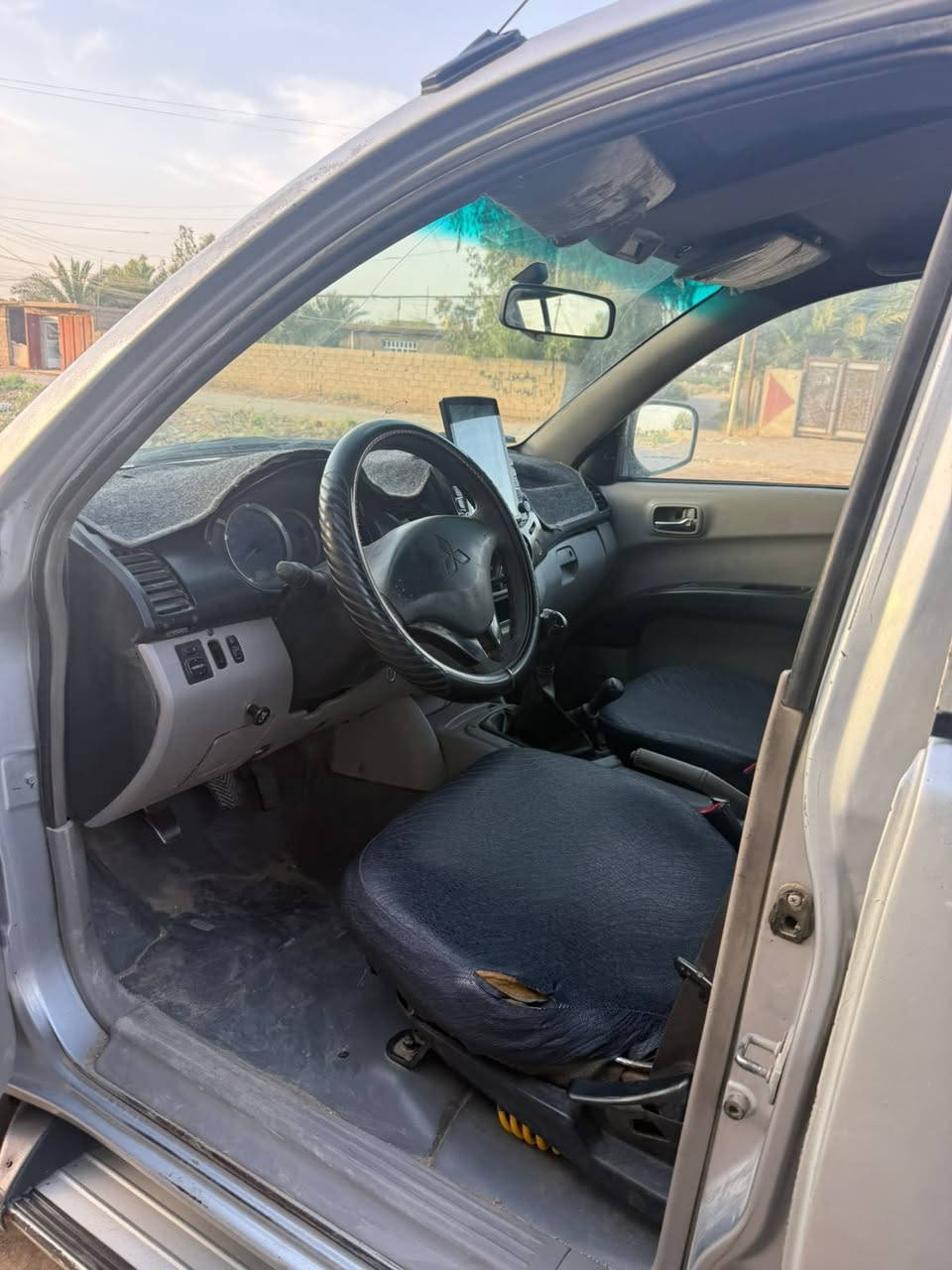 L200 2008 فور ويل
محرك ستاركس سوبر 
رقم بغداد شرط التحويل سيارة خير من الله 
***********
***********
