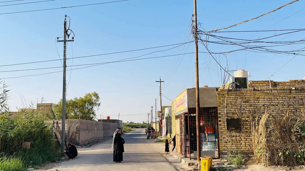 ثلاث قطع زراعي للبيع
مساحه لقطعه لوحده 250 متر على شارع 30 متر 

حي جوادين الاول شارع الشهيد مصطفى سعدون 

مسافه عن شارع لعام 100 متر 

كافه لخدمات موجوده كهرباء ماي تبليط مجاري 

سعر القطعه لوحده 28 وبيه مجال للشراي 

لاستفسار والتواصل خاص او على الارقام لتاليه

ابو امير  :  ***********

منتظر حازم :  ***********

نستقبل كافه العروض الطابو والزراعي بيع وشراء في جميع مناطق سوك الشيوخ في مكتب الأمير للعقار  حي الجوادين قرب الصيدليه مباشرتا
