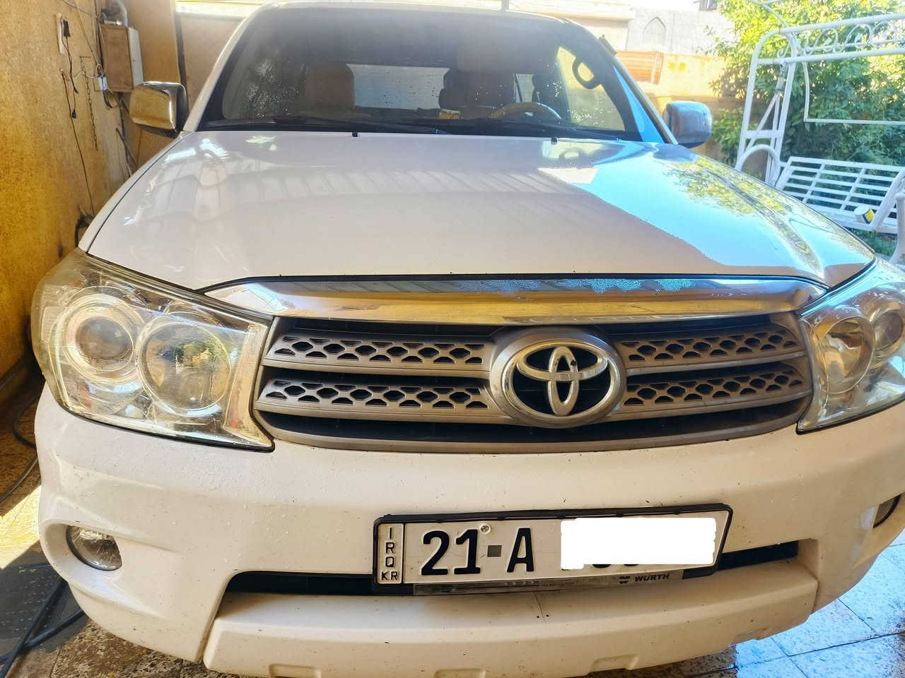 سلام عليكم 
سياره فورتشنر
موديل 2009
سنويه بأسمي مجدده لحد 2030
تحويل ثاني يوم
رقم سليمانيه
مكان السياره ديالى 
السعر 165 و بيهه مجال 
للأستفسار الأتصال على 
***********
***********
