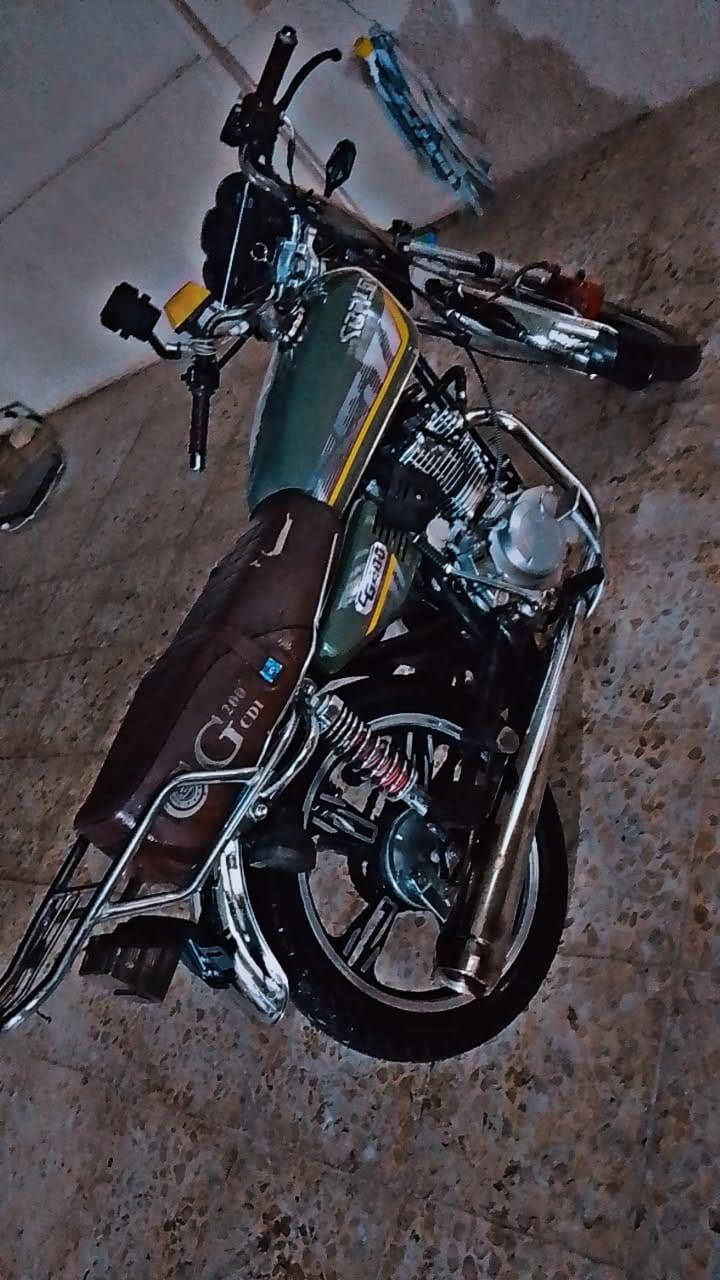 السلام عليكم 24 نازلة بل25. 5كير محرك 200. للعلم معدله لحقيقي 160 مكاني بغداد الدورة ابو دشير سعر 750 ترتيباتهة خارجية بصيطة جدن موضح بلفيديوات هورنات سيدان تايرات تايلندي جدد وبنزات جدد ما مبدل شي بعد ابد علة وضع لشركة مراوس ب4كير 27 أو 26 أو 25 حتلو راس براس ماريد فرق *********** علمن بيهة ورقتين فقط مو اصليات
