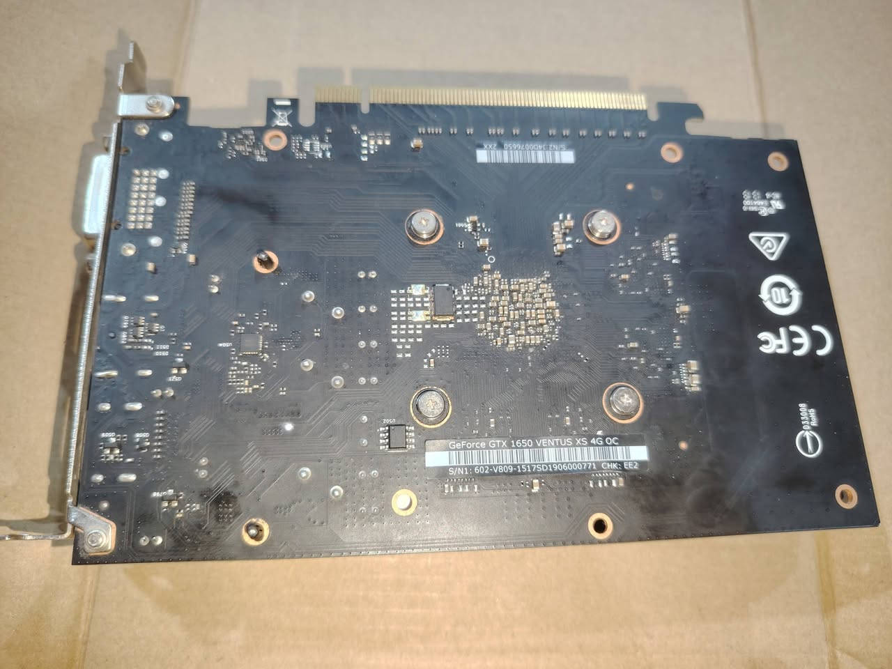 1650 NVIDIA GeForce GTX
كارت شاشه  يضهرلي يشتغل فان وكل شي بس يضهر خطوط خضراء بشاشه مثل ما موضح بصوره ابيع فحم 
حط سعرك بما يرضي الله


**إذا كنت صاحب هذا الإعلان وتريد حذفه لأي سبب، رجاءا أرسل رسالة إلى الدعم الفني**